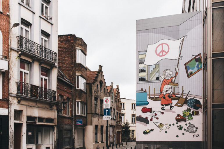 Street Art in Brussel speciale route met bekende stripfiguren Toffe